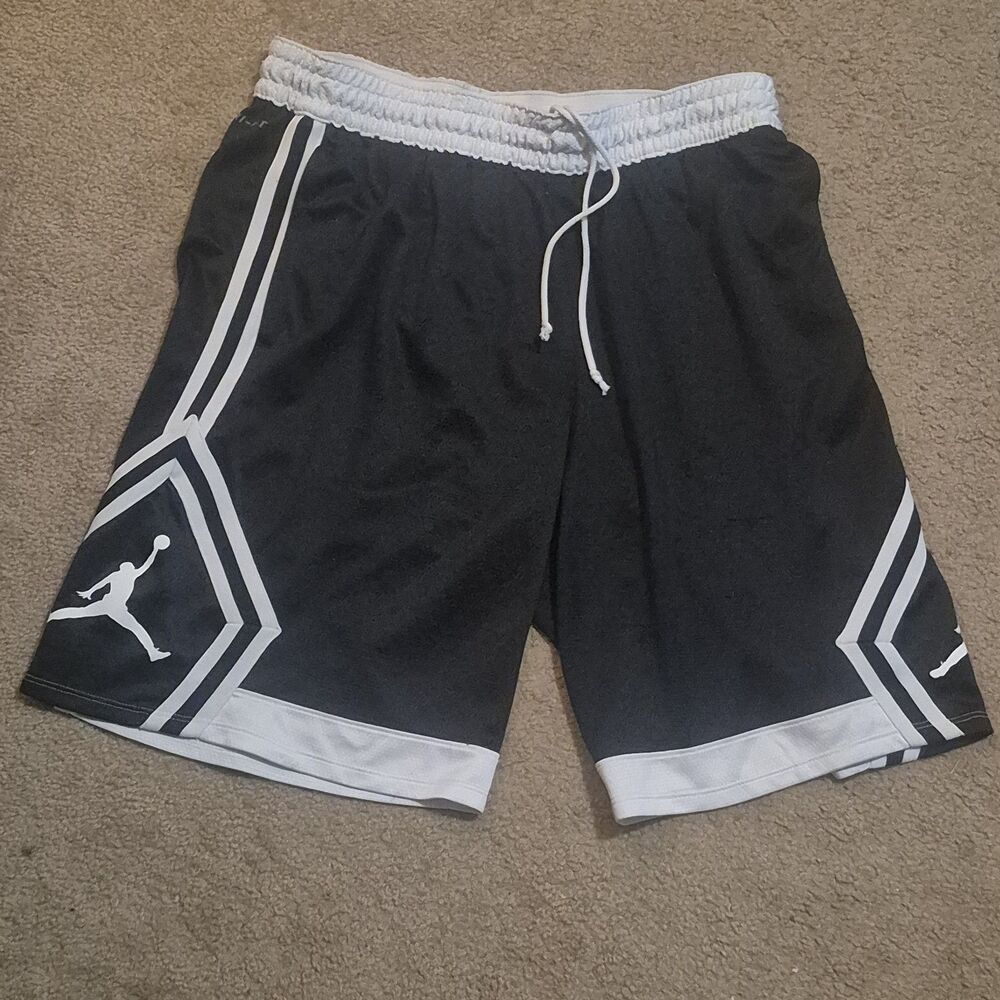 Nike Air Jordan Black White Rise Diamond Basketball Shorts Men's Size XL